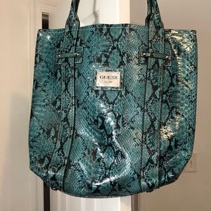 💕💕guess tote 💕💕